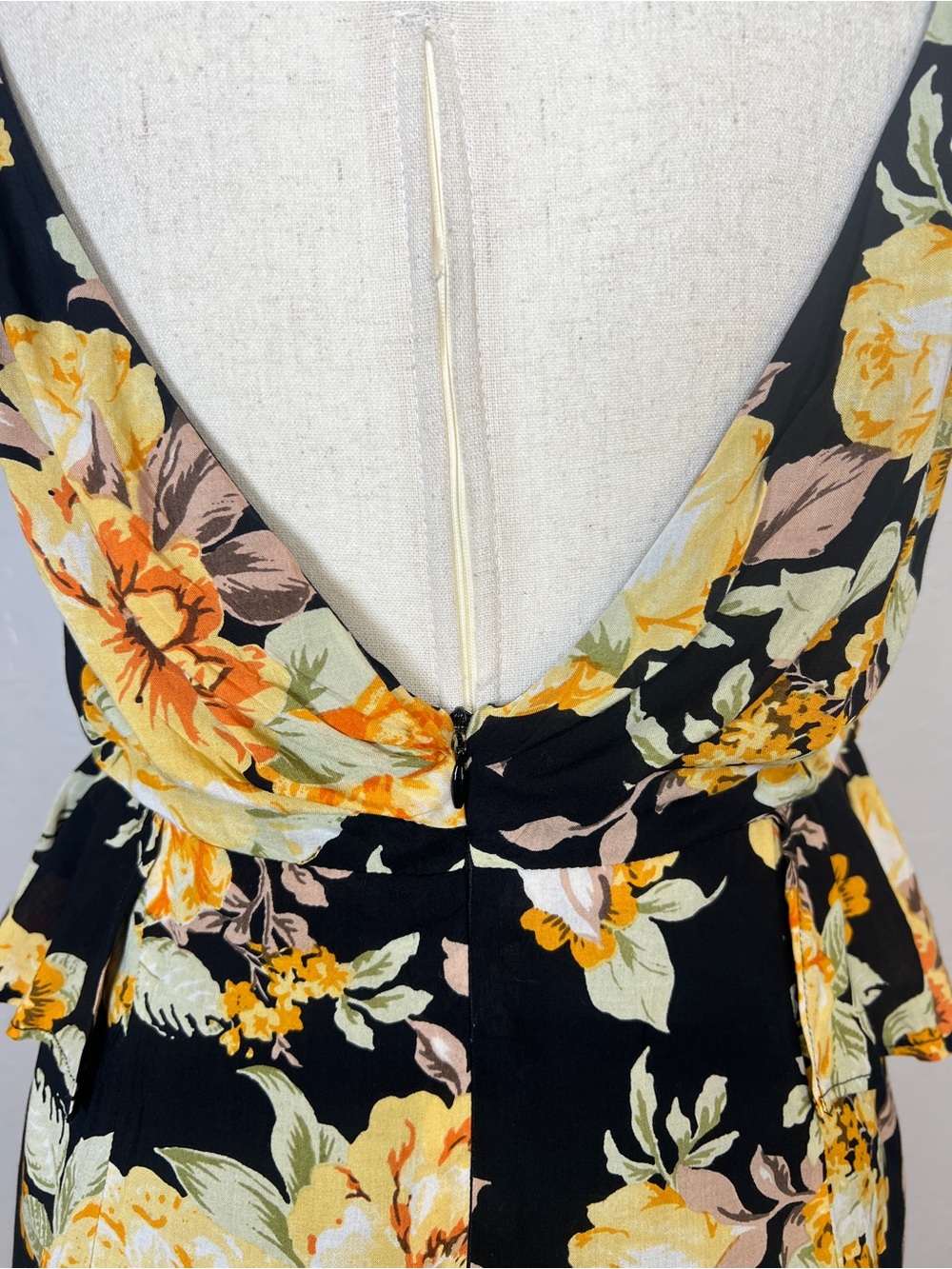 BARDOT Women’s Size S Black Yellow Floral Sleeveless Faux Wrap Peplum Midi Dress - Picture 10 of 13